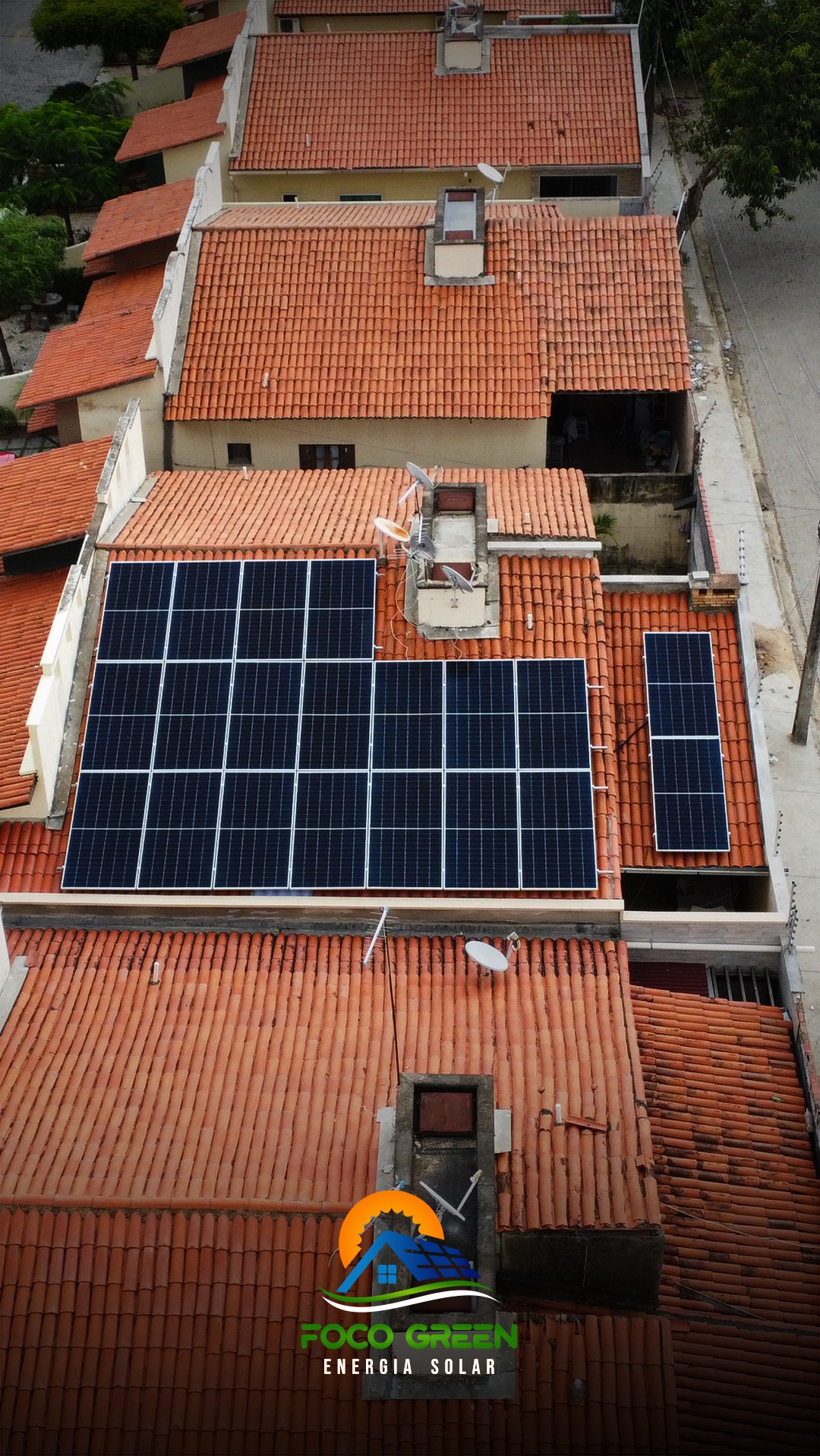 Instalação de energia solar concluída